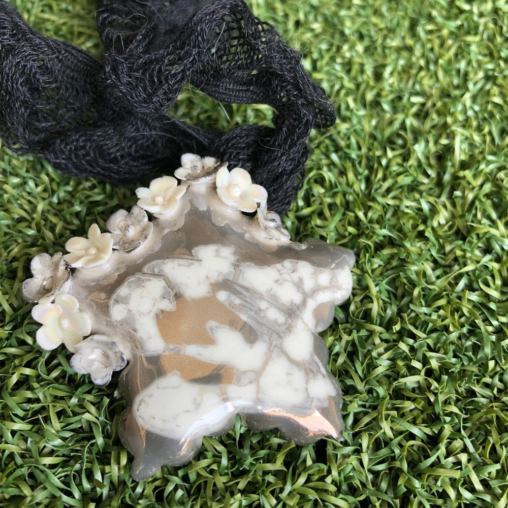 ⏰ 3 for $15. Ruffle star necklace, made in Italy